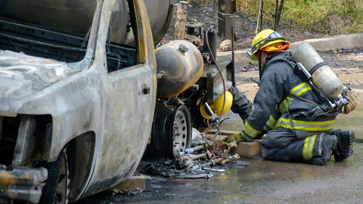 834958_Incendio Pipa Culiacán_web